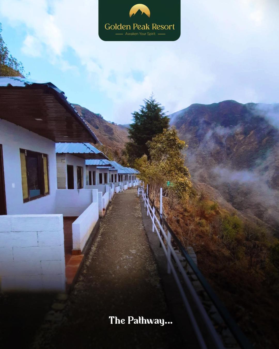Golden Peak Resort Lakhwār Eksteriør bilde